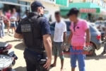 ARIQUEMES: Em pleno centro da cidade dupla é detida suspeita de roubar celular