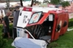Veículo de passeio colide em ambulância e deixa cinco feridos em Porto Velho