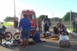 ARIQUEMES: Três mulheres ficam feridas em colisão de motos na Rotatória da Av. Machadinho com Tancredo Neves