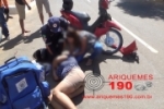 ARIQUEMES: Motociclista fica ferida ao colidir em traseira de carro na Av. Tancredo Neves