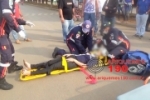 ARIQUEMES: Carro colide em traseira de moto e deixa mulher ferida na Av. Capitão Silvio