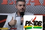 ARIQUEMES: Thiago Flores afirma que pode sair do PMDB – “Tem gente que acha que por ter tremulado uma bandeira ou ter pedido votos, isso lhe asseguraria um emprego” 