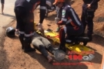 ARIQUEMES: Colisão de carro e moto deixa mulher ferida na rotatória da Av. Tancredo com Hugo Frei