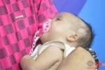 ARIQUEMES: DEUS ABENÇOOU – Bebezinha com furinhos no coração passa por cirurgia e está saudável – Confira o vídeo.