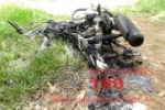  ARIQUEMES: PM localiza carcaça de moto roubada, queimada na praça do Setor 09