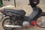 ARIQUEMES: Mulher sofre escoriações após acidente entre moto e caminhonete no centro da cidade