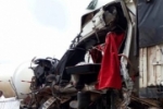 Carretas batem de frente e caminhoneiro do Mato Grosso morre na BR 364; vilhenense fica ferido, mas sobrevive