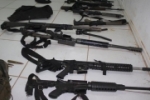 Grande quantidade de dinheiro e armamento pesado é encontrado com assaltantes em Santa Luzia do Paruá – Vídeos