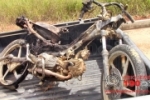ARIQUEMES: Moto é encontrada queimada no Jardim Bela Vista