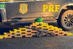 Polícia Rodoviária Federal em Rondônia realiza apreensão histórica de fuzil AK–47 e 44 kg de cocaína na BR 364