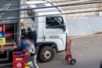 RENDIDOS: Funcionários da Ambev são assaltados durante entrega de bebidas na zona sul