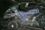 Jovem morre prensado após caminhão tombar sobre o seu veículo – VÍDEO